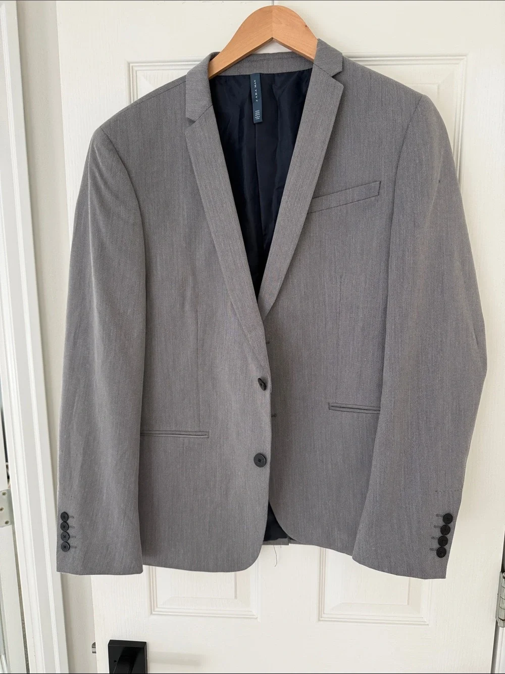 NWT! Zara Light Gray Two-Button Men's Blazer